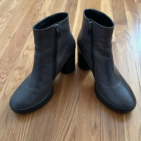 Echo Shape Softest Motion boots - Picture 2 of 4